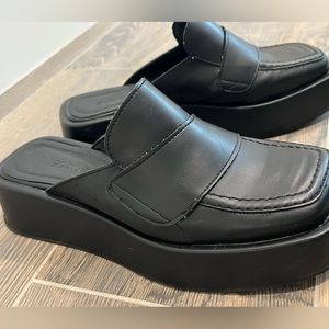 Alohas svegan mule loafers